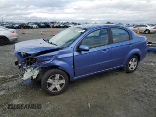 2009 Chevrolet Aveo 1LT z VIN KL1TD56E19B400515, wystawiony jako Copart lot #49006915 z przebiegiem Nie podano mil oraz Szkody całkowita. Historia ofert i sprzedaży dostępna na DreamBid. Obrazek 1.
