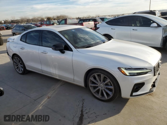 2021 Volvo S60 Momentum with VIN 7JR102FZ3MG118709, listed as a Copart auction lot 41132994 with 52,568 mi miles. Bid and sale history available at carsss.com. Image 4.