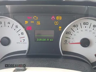 2007 Ford Explorer Sport Trac Limited z VIN 1FMEU53827UA07992, wystawiony jako IAAI lot #42315519 z przebiegiem 219 116 mil mil oraz . Historia ofert i sprzedaży dostępna na DreamBid. Obrazek 7.