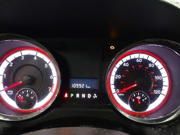 2019 Dodge Grand Caravan SE with VIN 2C4RDGBG7KR805713, listed as a IAAI auction lot 41590543 with 109,221 mi miles. Bid and sale history available at carsss.com. Image 7.