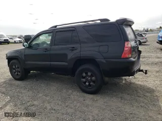 2004 Toyota 4Runner SR5 with VIN JTEZU14R648010366, listed as a Copart auction lot 52030075 with 140,204 mi miles and Salvage Title. Bid and sale history available at carsss.com. Image 2.