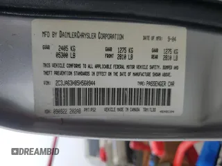 2005 Chrysler 300 C z VIN 2C3JA63H85H560944, wystawiony jako Copart lot #61142485 z przebiegiem 141 753 mil mil oraz Szkoda całkowita • Salvage title. Historia ofert i sprzedaży dostępna na DreamBid. Obrazek 13.