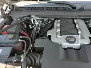 2018 Cadillac Escalade Premium Luxury z VIN 1GYS3CKJ6JR358816, wystawiony jako Copart lot #70470825 z przebiegiem 99 508 mil mil oraz Szkoda całkowita • Salvage title. Historia ofert i sprzedaży dostępna na DreamBid. Obrazek 15.