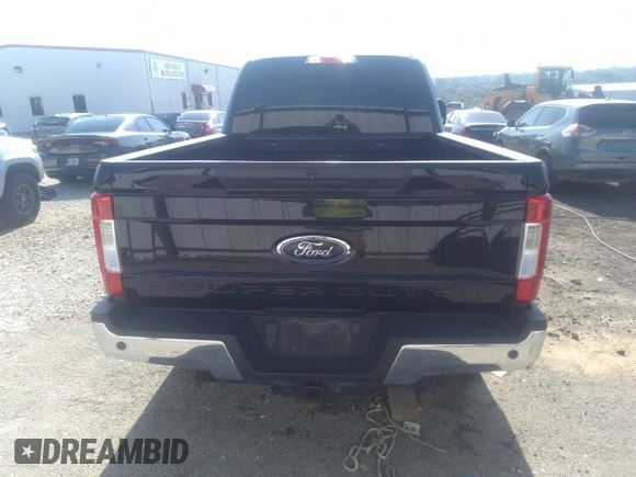 2018 Ford F-250 XL with VIN 1FT7W2BT9JEC40281, listed as a IAAI auction lot 36924236 with 107,612 mi miles and . Bid and sale history available at DreamBid. Image 16.