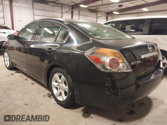 2007 Nissan Altima S with VIN 1N4AL21E77C144161, listed as a IAAI auction lot 42011479 with 175,942 mi miles and . Bid and sale history available at carsss.com. Image 3.