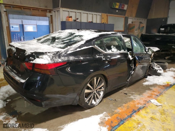 2022 Nissan Altima 2.5 SR with VIN 1N4BL4CV2NN420387, listed as a Copart auction lot 41491415 with 59,202 mi miles and Non Repairable. Bid and sale history available at carsss.com. Image 3.