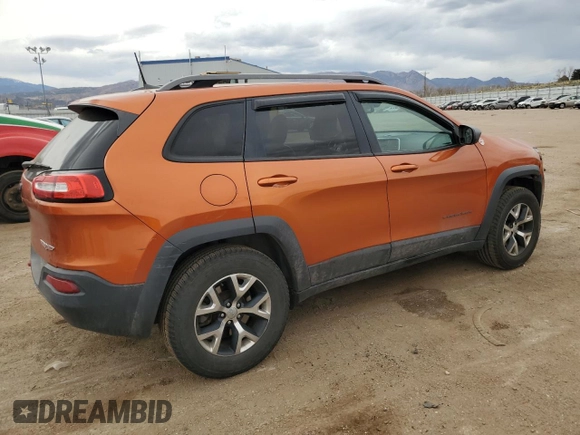 2016 Jeep Cherokee Trailhawk with VIN 1C4PJMBS2GW132928, listed as a Copart auction lot 50914955 with 156,993 mi miles and Salvage Title. Bid and sale history available at DreamBid. Image 3.