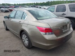 2008 Honda Accord LX z VIN 1HGCP26318A041265, wystawiony jako IAAI lot #42065423 z przebiegiem 131 565 mil mil oraz . Historia ofert i sprzedaży dostępna na DreamBid. Obrazek 3.