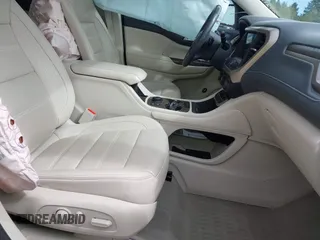 2020 GMC Acadia Denali with VIN 1GKKNXLS8LZ216800, listed as a IAAI auction lot 41822962 with 48,151 mi miles and . Bid and sale history available at DreamBid. Image 5.
