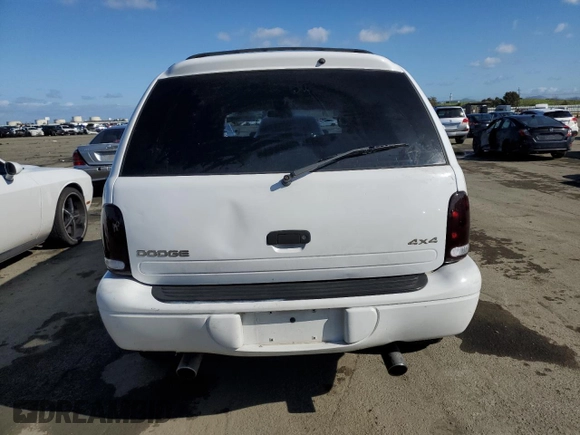 1999 Dodge Durango z VIN 1B4HS28Z5XF638406, wystawiony jako Copart lot #43786395 z przebiegiem 156 013 mil mil oraz Czysty tytuł • Clean title. Historia ofert i sprzedaży dostępna na DreamBid. Obrazek 6.