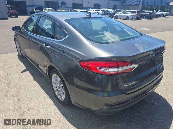 2020 Ford Fusion SE with VIN 3FA6P0LU8LR195683, listed as a IAAI auction lot 42786965 with 71,252 mi miles and . Bid and sale history available at DreamBid. Image 9.