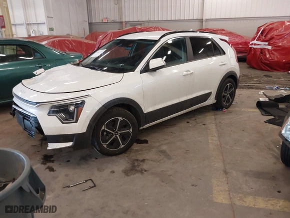 2024 Kia Niro EX Touring with VIN KNDCR3LE8R5127624, listed as a IAAI auction lot 41603103 with 37,653 mi miles. Bid and sale history available at carsss.com. Image 18.