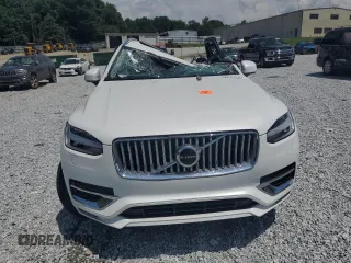 2024 Volvo XC90 Core Bright Theme with VIN YV4L12PK4R1146743, listed as a Copart auction lot 66344544 with 0 mi miles and Salvage Title. Bid and sale history available at carsss.com. Image 5.