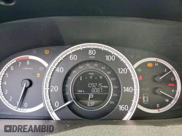 2013 Honda Accord LX z VIN 1HGCR2F39DA142218, wystawiony jako Copart lot #55621635 z przebiegiem 109 215 mil mil oraz Szkoda całkowita • Salvage title. Historia ofert i sprzedaży dostępna na DreamBid. Obrazek 9.