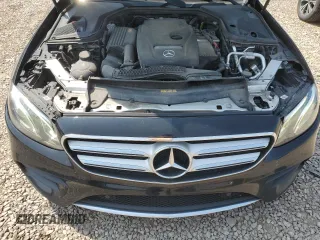 2017 Mercedes-Benz E 300 Luxury z VIN WDDZF4KB1HA184565, wystawiony jako Copart lot #57886485 z przebiegiem 155 307 mil mil oraz Czysty tytuł • Clean title. Historia ofert i sprzedaży dostępna na DreamBid. Obrazek 11.