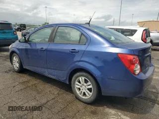 2012 Chevrolet Sonic LS z VIN 1G1JA5SH5C4192846, wystawiony jako Copart lot #59932985 z przebiegiem 122 598 mil mil oraz Szkoda całkowita • Salvage title. Historia ofert i sprzedaży dostępna na DreamBid. Obrazek 2.