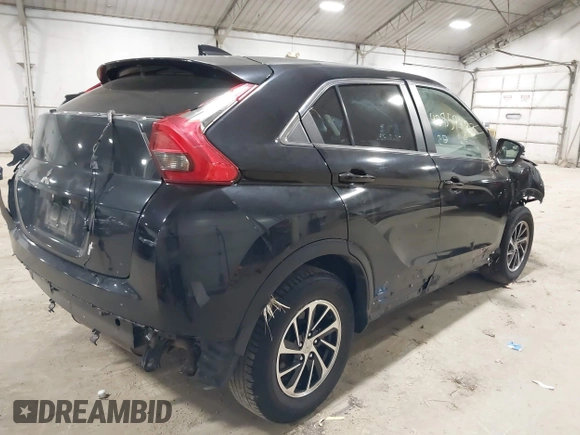 2020 Mitsubishi Eclipse Cross ES z VIN JA4AS3AA0LZ006141, wystawiony jako IAAI lot #40859492 z przebiegiem 92 516 mil mil oraz . Historia ofert i sprzedaży dostępna na DreamBid. Obrazek 4.