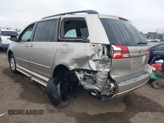 2005 Toyota Sienna CE z VIN 5TDZA23C75S312147, wystawiony jako IAAI lot #41513436 z przebiegiem 87 473 mil mil oraz . Historia ofert i sprzedaży dostępna na DreamBid. Obrazek 6.