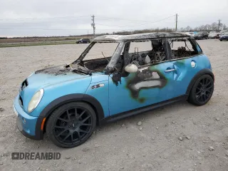 2005 MINI Hardtop S with VIN WMWRE33465TD90424, listed as a Copart auction lot 50558185 with Not Provided miles and Non Repairable. Bid and sale history available at DreamBid. Image 1.