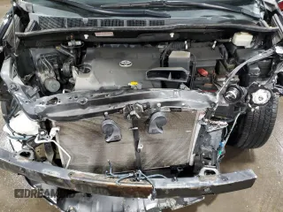 2014 Toyota Sienna LE AAS z VIN 5TDKK3DC0ES432309, wystawiony jako Copart lot #54094805 z przebiegiem 139 342 mil mil oraz Szkoda całkowita • Salvage title. Historia ofert i sprzedaży dostępna na DreamBid. Obrazek 12.