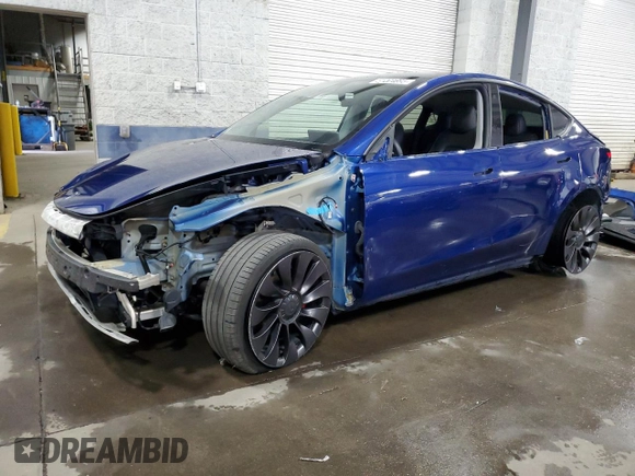 2020 Tesla Model Y Long Range with VIN 5YJYGDEF1LF035901, listed as a Copart auction lot 51004695 with 134,610 mi miles and Salvage Title. Bid and sale history available at DreamBid. Image 1.