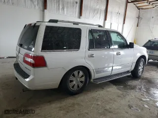 2009 Lincoln Navigator with VIN 5LMFU28549LJ00455, listed as a Copart auction lot 41838355 with 0 mi miles and Salvage Title. Bid and sale history available at carsss.com. Image 3.
