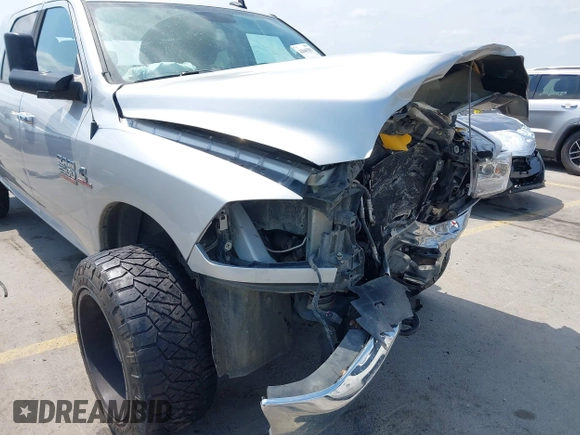 2015 Ram 2500 SLT with VIN 3C6UR5ML9FG611388, listed as a IAAI auction lot 42045503 with 164,547 mi miles and . Bid and sale history available at DreamBid. Image 19.