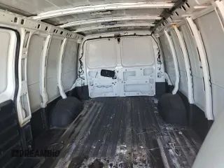 2021 GMC Savana Cargo Van with VIN 1GTW7BFP8M1153165, listed as a Copart auction lot 77533494 with 0 mi miles and Clean Title. Bid and sale history available at carsss.com. Image 10.