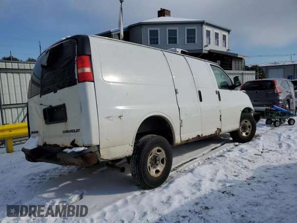 2013 Chevrolet Express Cargo with VIN 1GCWGFBAXD1168503, listed as a Copart auction lot 87638425 with 292,509 mi miles and Clean title. Bid and sale history available at DreamBid. Image 3.