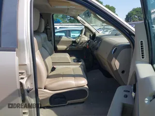 2007 Ford F-150 XLT z VIN 1FTPW12V57KC56466, wystawiony jako IAAI lot #42210478 z przebiegiem 122 212 mil mil oraz . Historia ofert i sprzedaży dostępna na DreamBid. Obrazek 5.