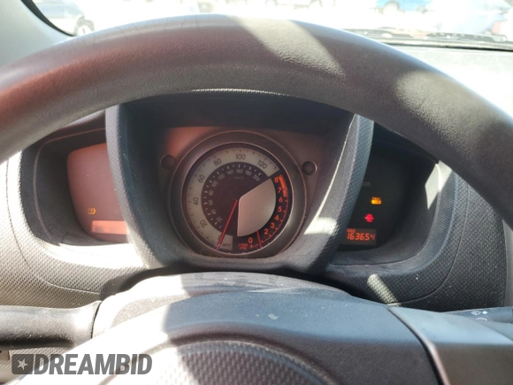 2013 Scion xD z VIN JTKKUPB42D1038232, wystawiony jako Copart lot #57165235 z przebiegiem 163 654 mil mil oraz Nie do naprawy • Non repairable. Historia ofert i sprzedaży dostępna na DreamBid. Obrazek 9.