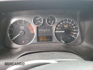 2007 Hummer H3 SUV z VIN 5GTDN13E278172227, wystawiony jako Copart lot #46125835 z przebiegiem 201 011 mil mil oraz Szkody całkowita. Historia ofert i sprzedaży dostępna na DreamBid. Obrazek 9.