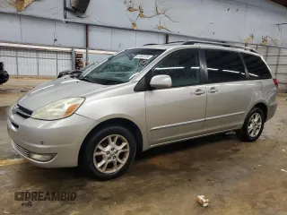 2004 Toyota Sienna XLE with VIN 5TDBA22C24S021928, listed as a Copart auction lot 83569704 with 177,300 mi miles and Salvage Title. Bid and sale history available at carsss.com. Image 1.