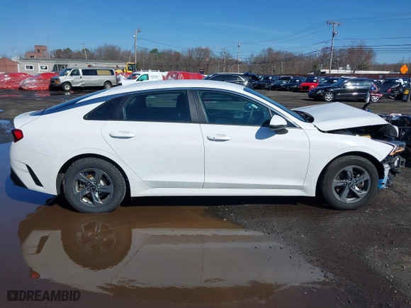 2021 Kia K5 LXS with VIN 5XXG14J26MG045287, listed as a IAAI auction lot 41851385 with 66,431 mi miles. Bid and sale history available at carsss.com. Image 13.