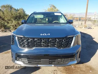 2024 Kia Sorento S z VIN 5XYRL4JC0RG276555, wystawiony jako IAAI lot #41417131 z przebiegiem 7 149 mil mil oraz . Historia ofert i sprzedaży dostępna na DreamBid. Obrazek 12.
