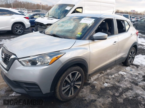2019 Nissan Kicks SV with VIN 3N1CP5CU9KL508657, listed as a IAAI auction lot 41321427 with 137,402 mi miles. Bid and sale history available at carsss.com. Image 6.
