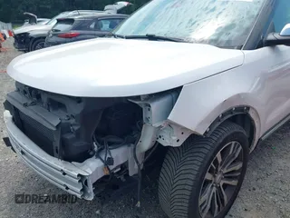 2017 Ford Explorer Platinum с VIN 1FM5K8HT6HGA45763, выставлен на аукционе IAAI как лот 42681207 с пробегом 152 091 миль миль и . История ставок и продаж доступна на DreamBid. Изображение 19.