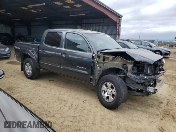 2013 Toyota Tacoma with VIN 3TMLU4EN5DM104791, listed as a Copart auction lot 43207965 with 121,427 mi miles and Salvage Title. Bid and sale history available at DreamBid. Image 4.