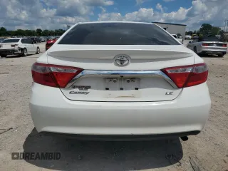 2015 Toyota Camry XLE z VIN 4T4BF1FK7FR480451, wystawiony jako Copart lot #56306545 z przebiegiem 175 173 mil mil oraz Szkoda całkowita • Salvage title. Historia ofert i sprzedaży dostępna na DreamBid. Obrazek 6.