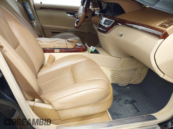 2007 Mercedes-Benz S 550 z VIN WDDNG71X47A094691, wystawiony jako IAAI lot #42251493 z przebiegiem 170 831 mil mil oraz . Historia ofert i sprzedaży dostępna na DreamBid. Obrazek 5.