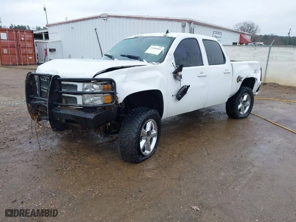 2013 Chevrolet Silverado 1500 LTZ with VIN 3GCPKTE71DG313429, listed as a IAAI auction lot 41606660 with 1 mi miles. Bid and sale history available at carsss.com. Image 2.