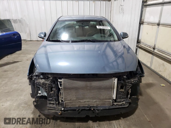 2016 Hyundai Sonata SE with VIN KMHE24L15GA037556, listed as a Copart auction lot 80728553 with 90,676 mi miles and . Bid and sale history available at DreamBid. Image 5.