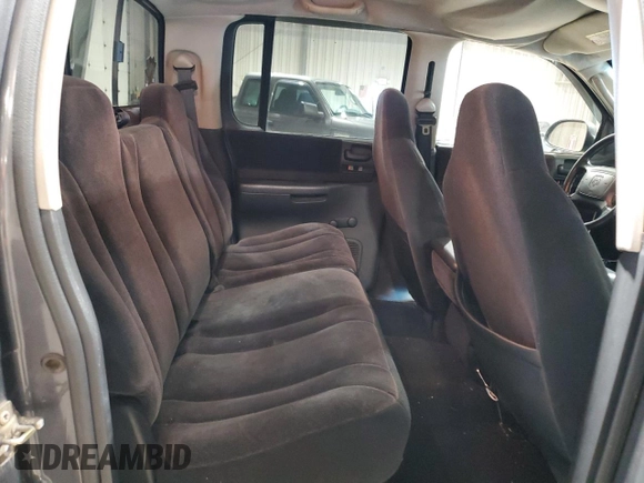 2002 Dodge Dakota Sport with VIN 1B7HG38N02S587775, listed as a Copart auction lot 53423675 with 188,900 mi miles and Salvage Title. Bid and sale history available at carsss.com. Image 10.