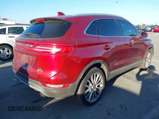 2015 Lincoln MKC z VIN 5LMCJ1A90FUJ40816, wystawiony jako IAAI lot #41674923 z przebiegiem 76 394 mil mil oraz . Historia ofert i sprzedaży dostępna na DreamBid. Obrazek 4.