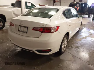 2018 Acura ILX with VIN 19UDE2F31JA007939, listed as a IAAI auction lot 41283196 with 52,252 mi miles and . Bid and sale history available at DreamBid. Image 4.