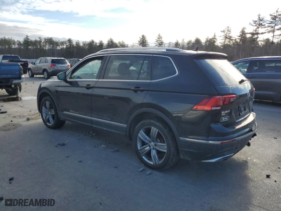 2020 Volkswagen Tiguan SE with VIN 3VV2B7AX3LM078721, listed as a Copart auction lot 82804864 with 43,581 mi miles and Salvage Title. Bid and sale history available at carsss.com. Image 2.