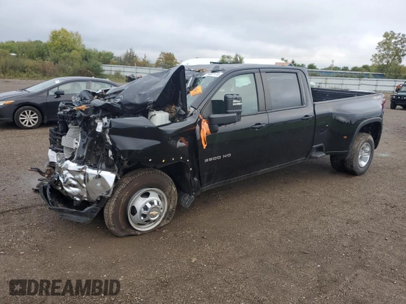2024 Chevrolet Silverado 3500HD LT z VIN 1GC4YTEY9RF123185, wystawiony jako Copart lot #73687174 z przebiegiem 3 252 mil mil oraz Szkoda całkowita • Salvage title. Historia ofert i sprzedaży dostępna na DreamBid. Obrazek 1.