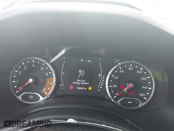 2020 Jeep Renegade Latitude z VIN ZACNJABB8LPL16362, wystawiony jako IAAI lot #42522918 z przebiegiem 59 387 mil mil oraz . Historia ofert i sprzedaży dostępna na DreamBid. Obrazek 7.