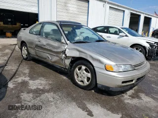 1995 Honda Accord EX w/Leather with VIN 1HGCD7164SA039850, listed as a Copart auction lot 73191274 with 124,653 mi miles and Salvage Title. Bid and sale history available at carsss.com. Image 4.