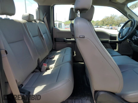 2017 Ford F-150 XL with VIN 1FTEX1C85HFB35704, listed as a Copart auction lot 50932485 with 198,870 mi miles and Clean Title. Bid and sale history available at carsss.com. Image 10.